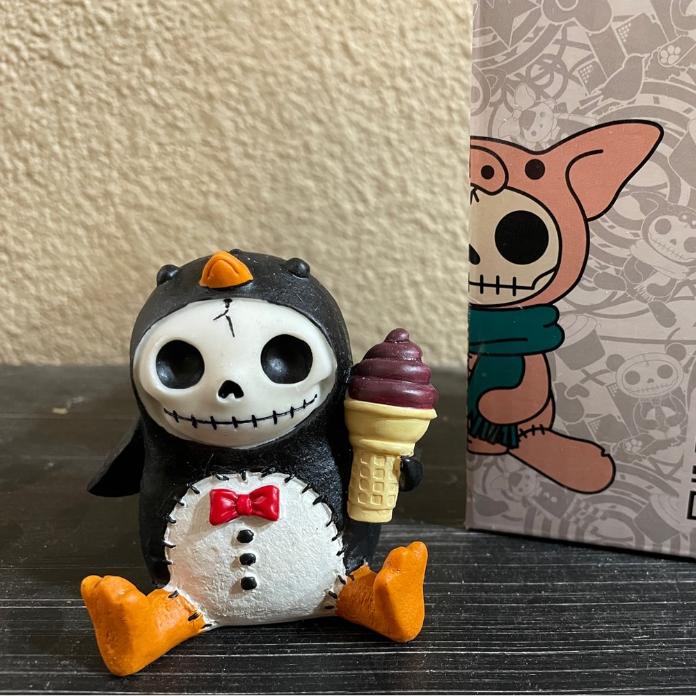 Furrybones Pen Pen figurine.